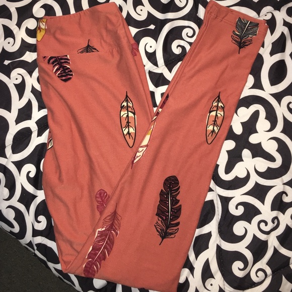 NWTOR LuLaRoe buttery soft leggings!