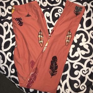 NWTOR LuLaRoe buttery soft leggings!