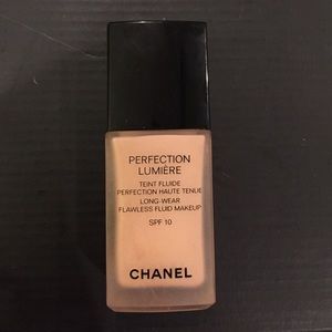 CHANEL Teint Fluid Flawless Fluid - Beige Rose
