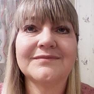 Meet your Posher, Tina