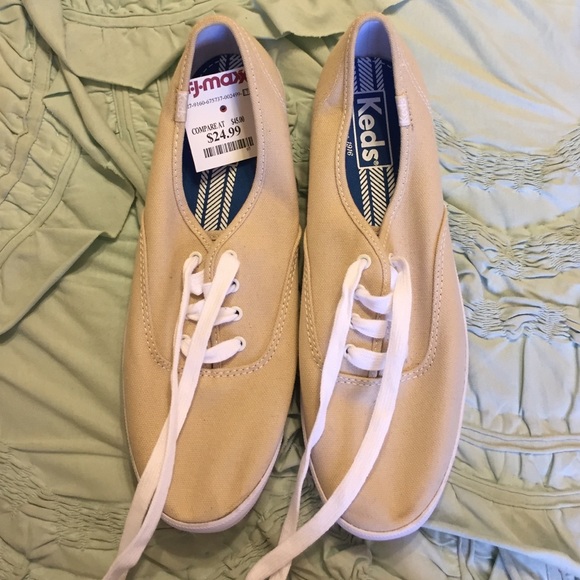 Khaki Keds