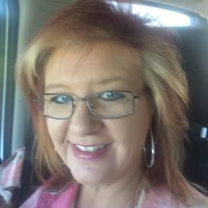 Meet your Posher, Michele