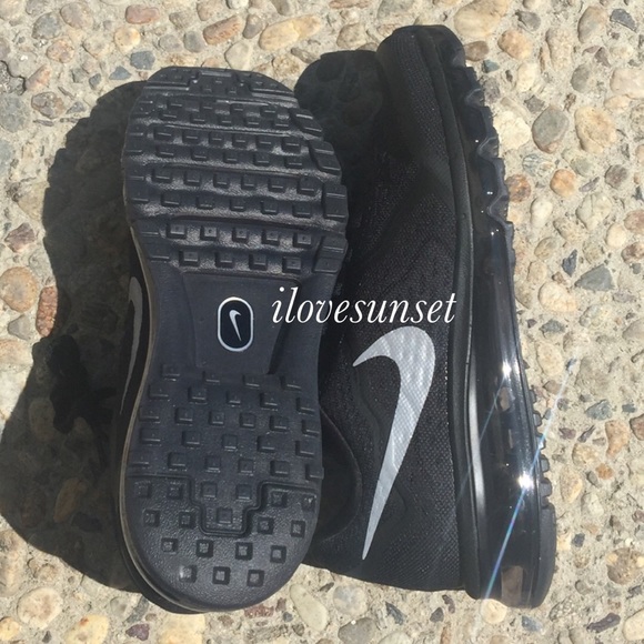 {Nike} Black Air Max 2014 - Picture 2 of 3