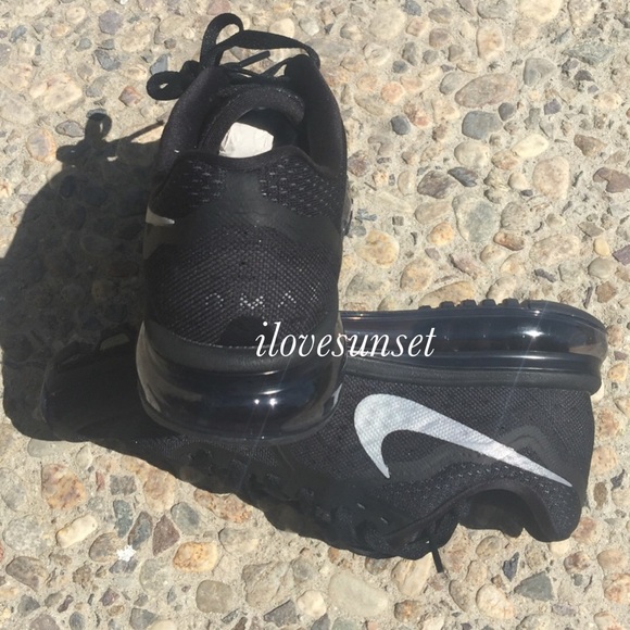 {Nike} Black Air Max 2014 - Picture 3 of 3