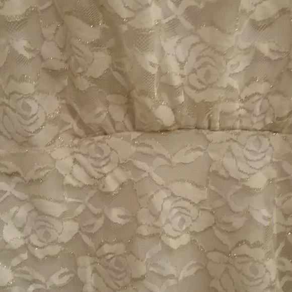 Top - Picture 3 of 3