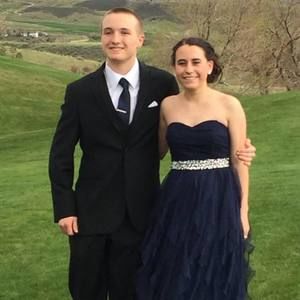 Meet your Posher, Claire