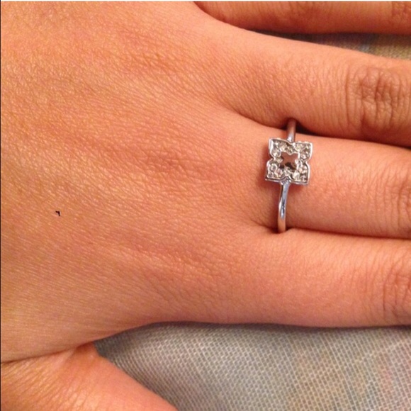 BCBGMaxAzria Jewelry - BCBG MaxAzria silver designed ring