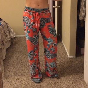 Cute Flowy Pants. Size Large.