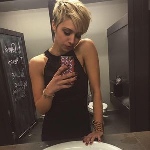 Meet your Posher, Sydney