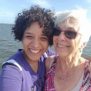 Meet your Posher, Karlen