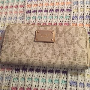 Michael Kors wallet