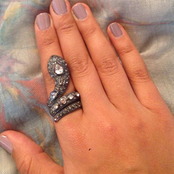 BCBGMaxAzria Jewelry - BCBG MaxAzria Gorgeous snake ring