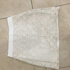 Loft lace crochet skirt  size 2 worn only once.