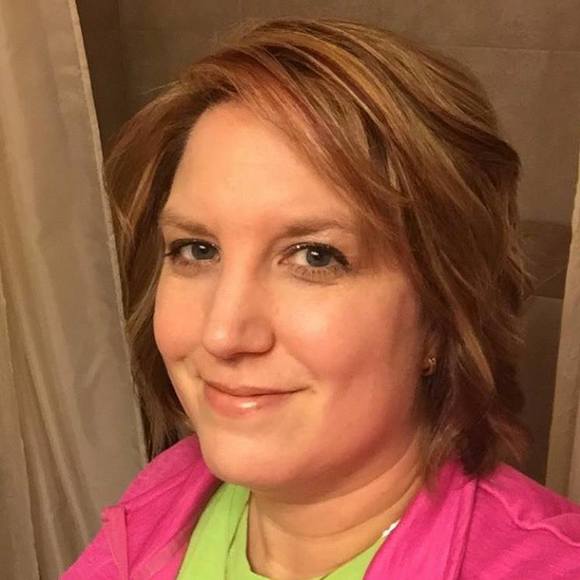 Meet your Posher, Tara