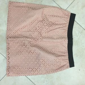 Loft lace crochet skirt  size 4p worn only once.