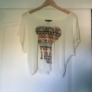 great condition, simple t-shirt