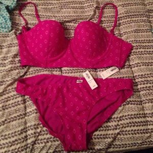 Old Navy bathing suit