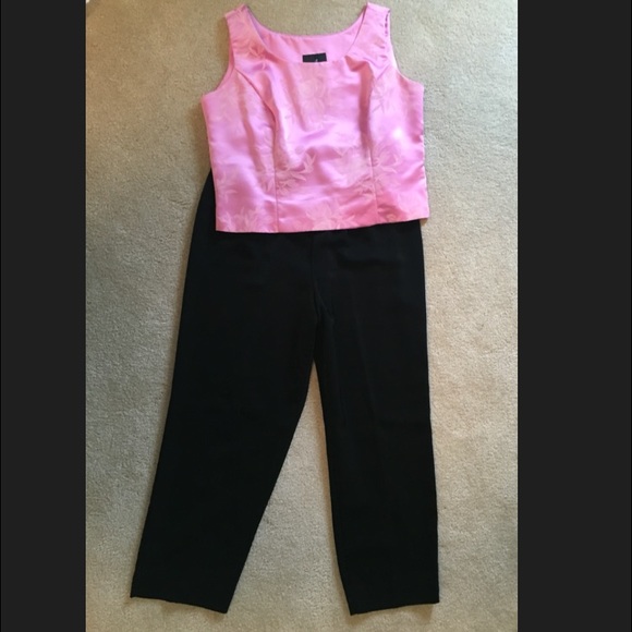 Woman's evening pant suit