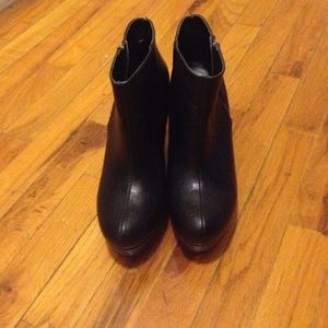 Mossimo wedge booties