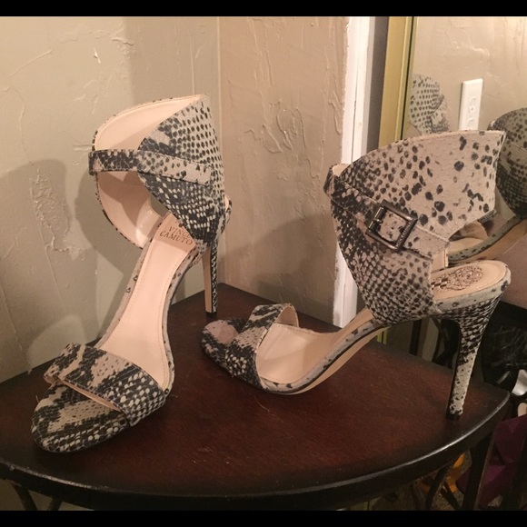 SALE!!! Vince Camuto "Tarma" - Picture 3 of 4
