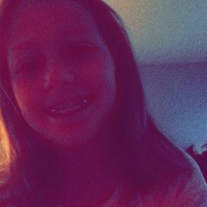 Meet your Posher, Haylee