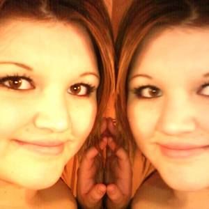 Meet your Posher, Mayra