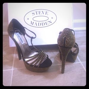Steve Madden - Avory Embellished Stone Heel