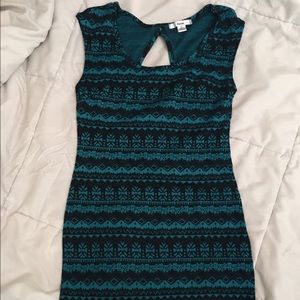 Body-con, printed blue dress