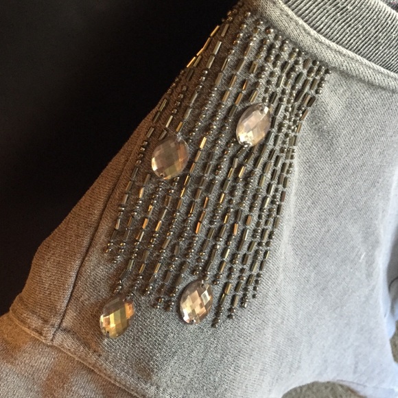 Bedazzled short-sleeve sweater - Picture 2 of 3