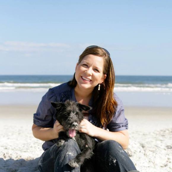 Meet your Posher, Laura - Picture 1 of 1