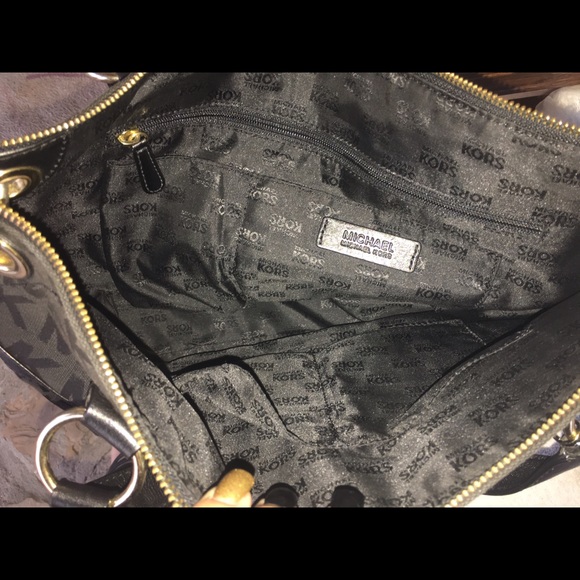 Michael Kors Purse - Picture 2 of 2