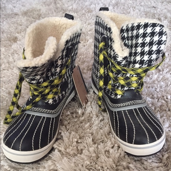 Sorel snow boots