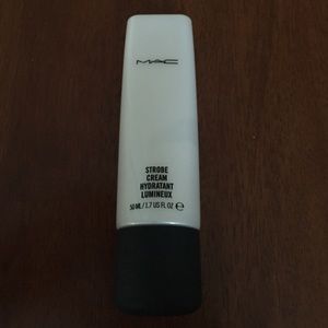 MAC STROBE CREAM