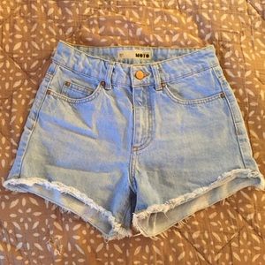 🔹Topshop Moto High Rise Light Blue Denim Shorts🔹