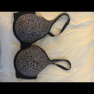 Vanity Fait Black & Tan print underwire lined bra