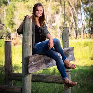 Meet your Posher, Jade