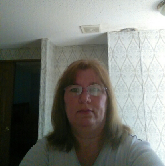 Meet your Posher, Teresa - Picture 1 of 1