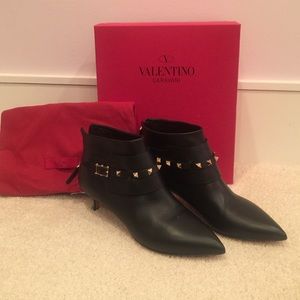 Valentino rock stud booties!
