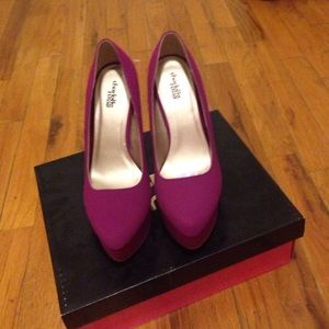 Magenta nubuck heels