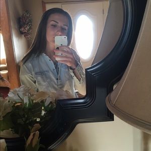 Meet your Posher, Addy