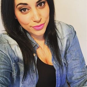 Meet your Posher, Evelyn