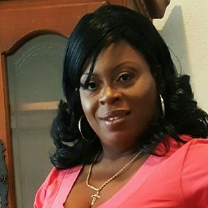 Meet your Posher, Antoinette