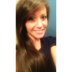 Meet your Posher, Halie