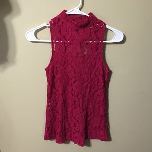 Sleeveless lace blouse