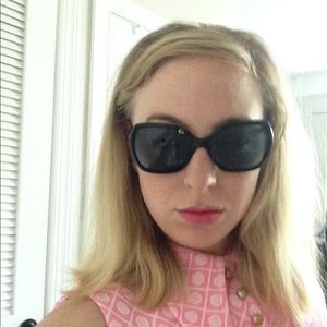 Meet your Posher, Sara