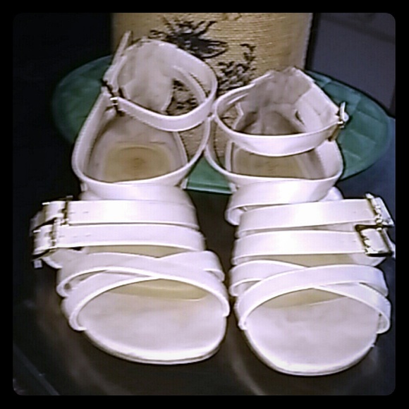 Classified strappy sandals