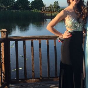 BLACK PROM DRESS