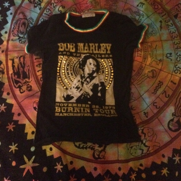 Bob Marley t-shirt