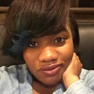 Meet your Posher, Simone