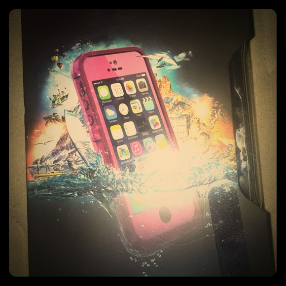 iPhone 5s life proof case
